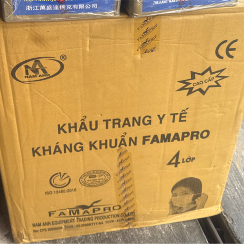 Nam anh y tế 